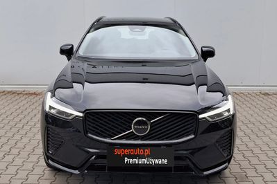 Volvo XC60 B5 B AWD Plus Dark