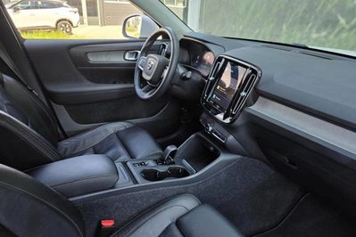 Volvo XC40 B3 Core aut