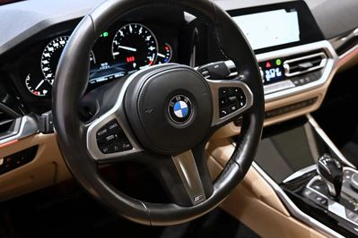 BMW Seria 3 320i Sport Line aut