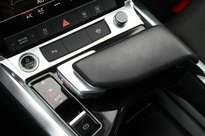 Audi Q8 e-tron 50 Quattro