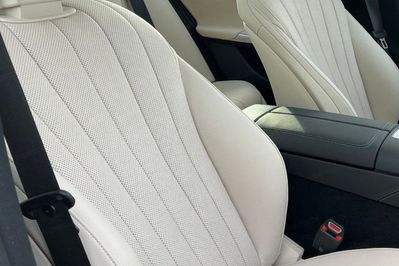 Mercedes Klasa E 200 4-Matic AMG