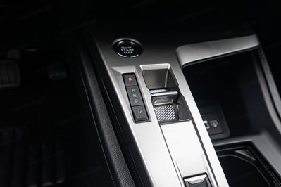Peugeot 408 Allure e-DCS 1.2 mHEV