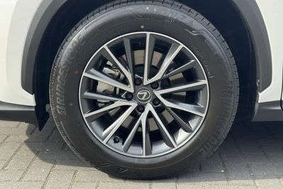 Lexus NX 350h Elegance 2.5 Hybrid