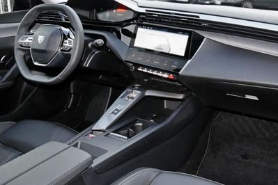 Peugeot 408 Business 1.2 mHEV e-DSC6