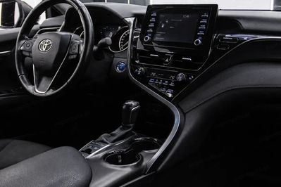 Toyota Camry Hybrid Comfort CVT