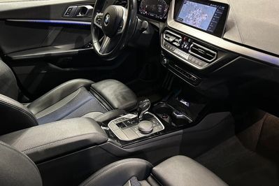 BMW Seria 2 218i M Sport