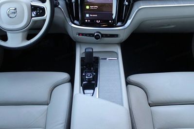 Volvo V60 B4 D Plus Dark aut