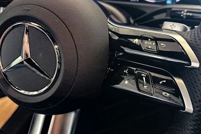 Mercedes E Klasa 220 d 4-Matic AMG