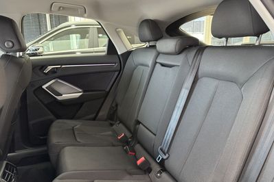 Audi Q3 35 TFSI mHEV S-Line S tronic