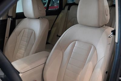 BMW Seria 3 Touring 330i xDrive Luxury Line