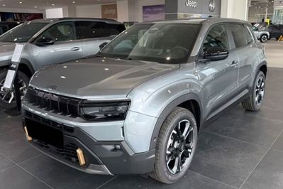 Jeep Avenger Anniversary 1.2 MHEV AT6