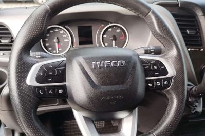 Iveco Daily 35S18 Plandeka