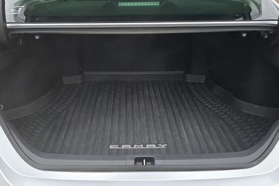 Toyota Camry 2.5 Hybrid Prestige