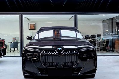 BMW Seria 7 740d xDrive M Sport