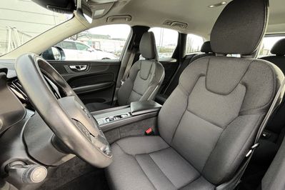 Volvo XC60 B4 D Momentum Pro