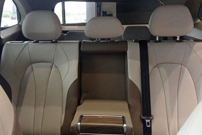 MG S9 Exclusive
