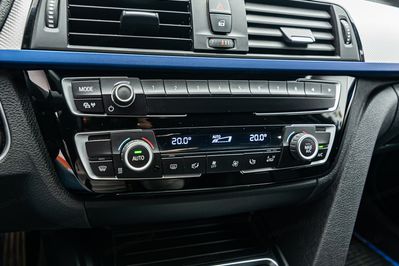 BMW Seria 3 320d M Sport  aut