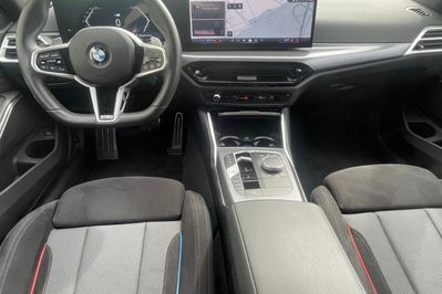 BMW Seria 3 Touring 330d xDrive M Sport