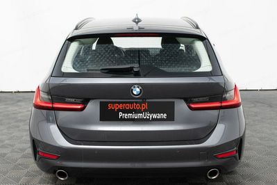 BMW Seria 3 318i aut