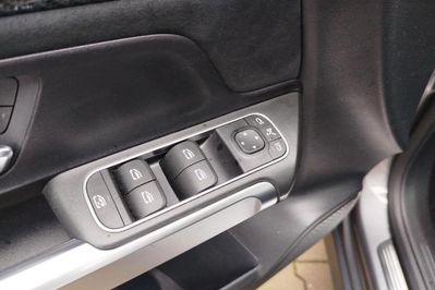 Mercedes GLB 200 mHEV 7G-DCT