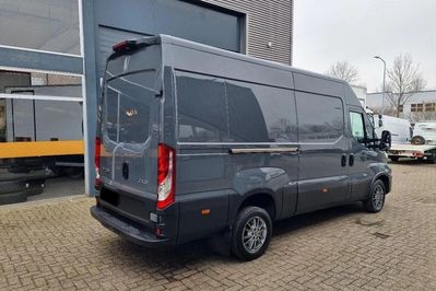 Iveco Daily 35S18 12m3 Hi-Matic