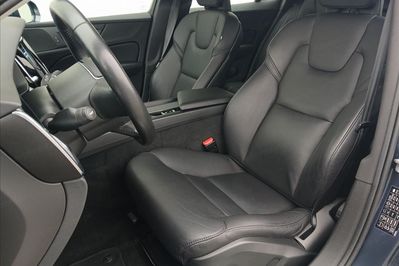 Volvo V60 B4 D Momentum