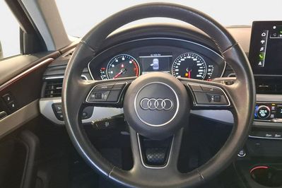 Audi A4 35 TFSI mHEV Advanced S tronic