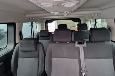 Peugeot Traveller BlueHDi Long Business EAT8