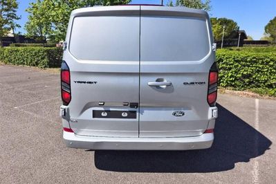 Ford Transit Custom 320 L2H1 Limited PHEV CVT