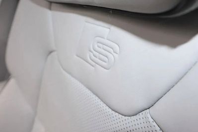 Audi A8 L 60 TFSI e quattro Tiptr.