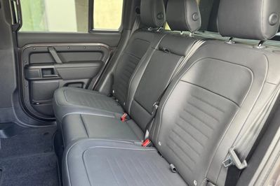 Land Rover Defender 110 4.4 P635 V8 mHEV Octa