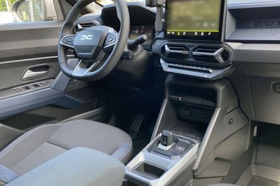 Dacia Duster Journey 1.6 Full Hybrid