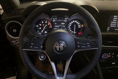 Alfa Romeo Stelvio Turbo Q4