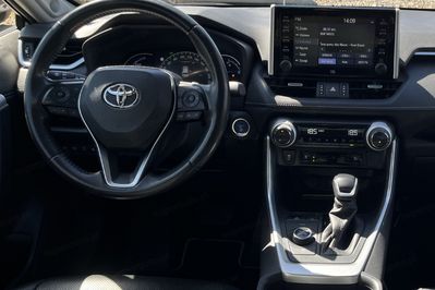 Toyota RAV4 2.5 Hybrid Executive 4x4