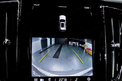 Volvo XC60 B4 D AWD Plus Bright aut