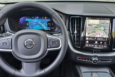 Volvo XC60 B5 B AWD Plus Bright