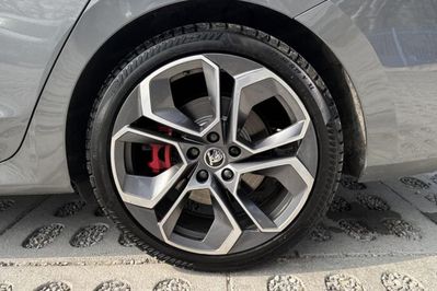 Skoda Octavia RS 2.0 TSI  DSG