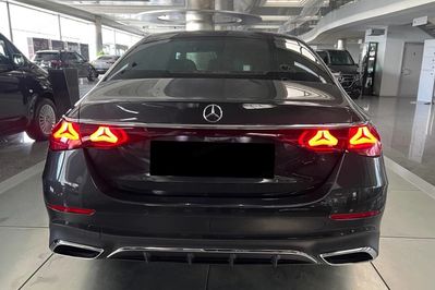 Mercedes E Klasa 200 4-Matic AMG