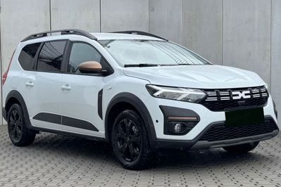 Dacia Jogger Extreme 5-miejsc 1.6 Full Hybrid