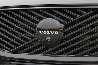 Volvo XC60 B5 AWD Plus Black Edition