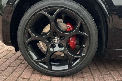 Alfa Romeo Stelvio 2.0 Turbo Veloce Q4