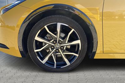 Toyota Prius Plug-in 2.0 Hybrid