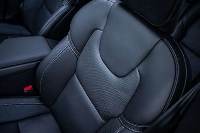 Volvo XC60 B5 AWD Ultra Black Edition