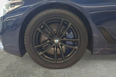 BMW Seria 5 Touring 540d xDrive M Sport