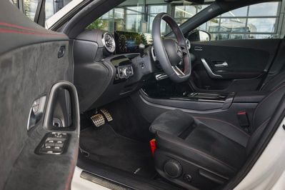 Mercedes CLA 200 AMG Line