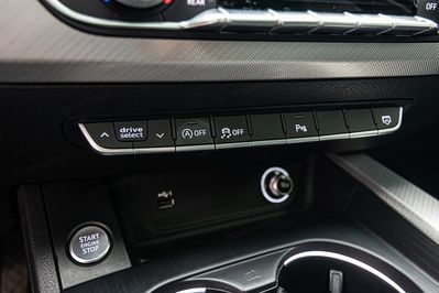 Audi A4 2.0 TDI quattro S tronic