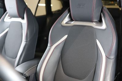 Toyota Corolla 2.0 Hybrid GR Sport Dynamic