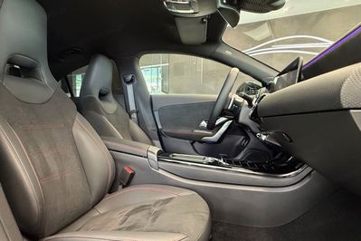 Mercedes CLA 200 mHEV 7G-DCT