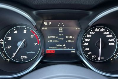 Alfa Romeo Stelvio Turbo TI Q4 aut