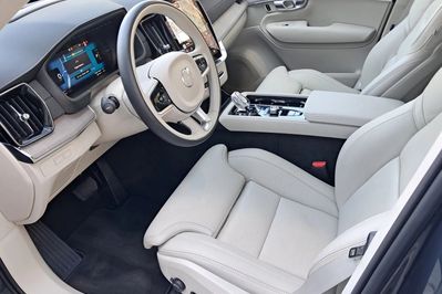 Volvo XC90 T8 AWD Plug-In Hybrid Ultra Bright 7os